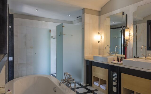 No5 Boutique Art Hotel by Mantis