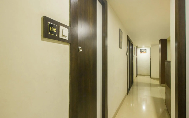 OYO 7727 Hotel Sarovar Grand