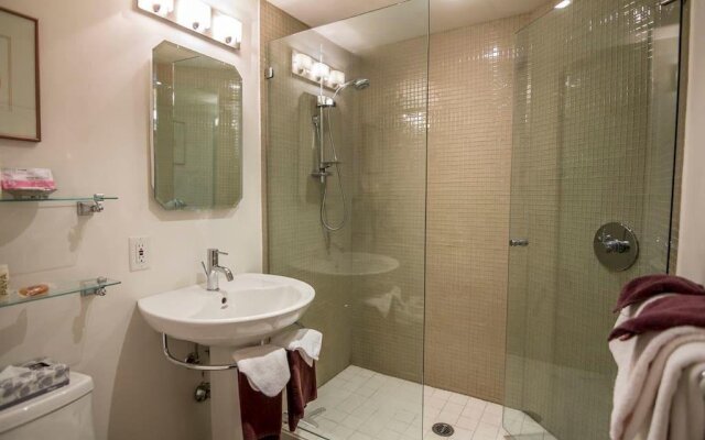 Rainbow Suites by Whistler Retreats