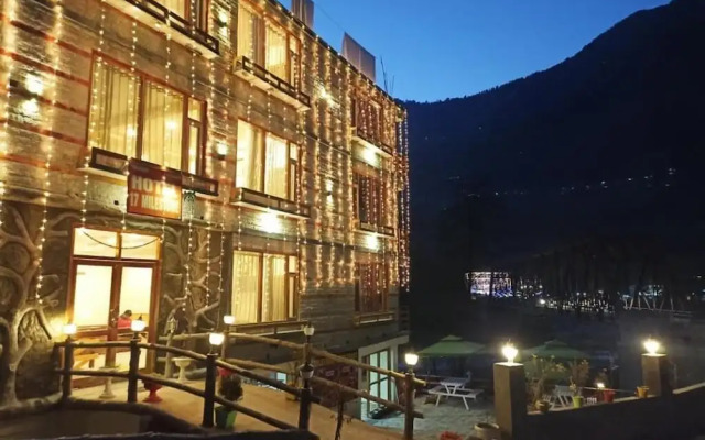 17 Milestone Riverside by Shivaneel Hospitality