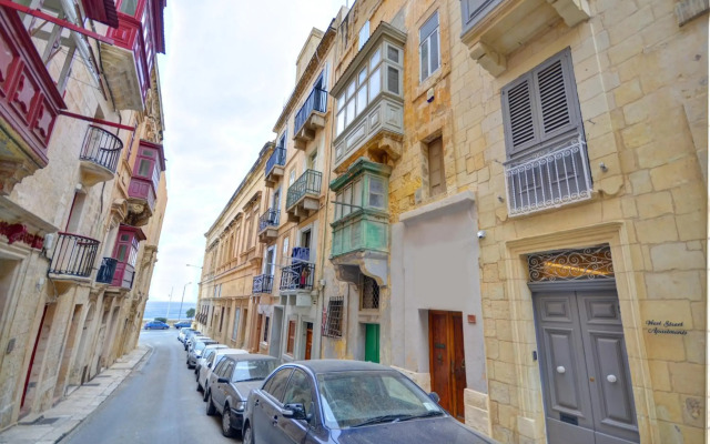 Coral Apartment (Valletta)