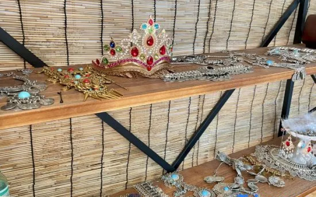 Murano Guri