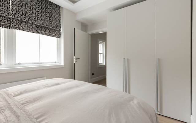 The Saint Stephen s Gardens Mansion VII