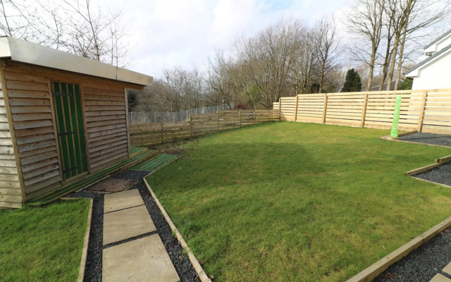 Railway Cottage - Maryhill