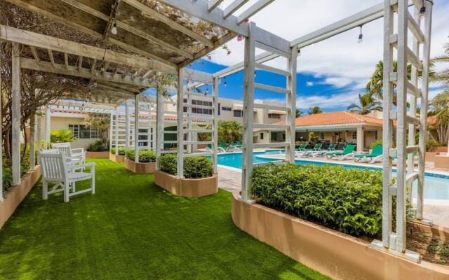 Deluxe Mansion Steps to Beach Pool Sea Views