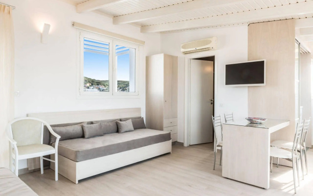 Vergina Beach Hotel