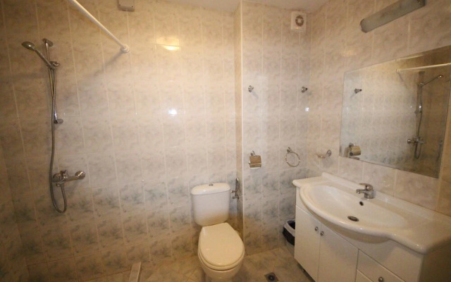 Marina Cape by Menada