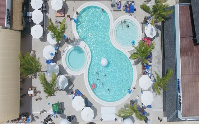 Combo Beach Hotel Samui