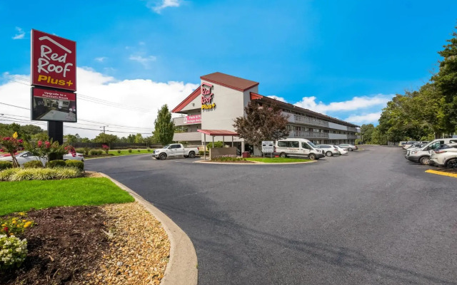 Red Roof Inn PLUS+ Nashville Airport