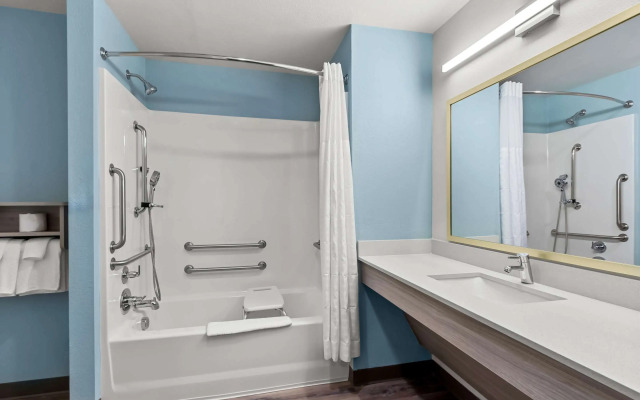 Woodspring Suites Gilbert - Mesa Gateway Airport