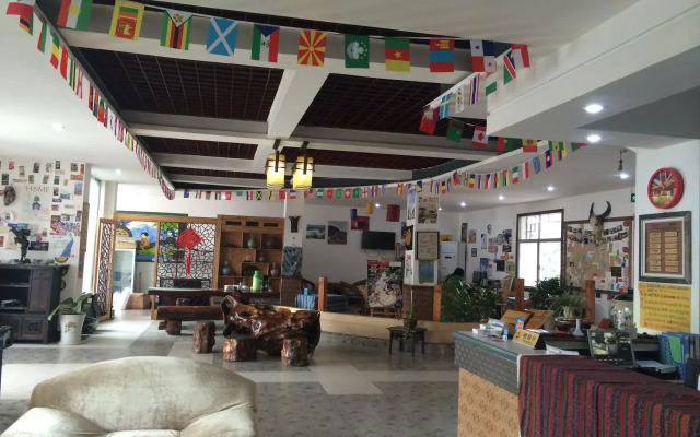 Zhangjiajie Base Youth Hostel