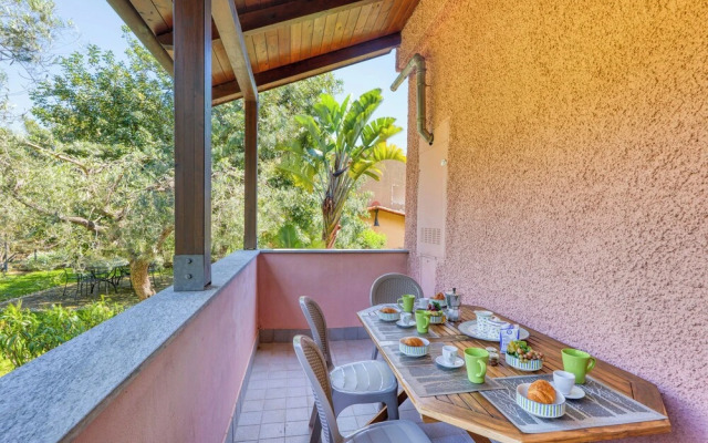 VP - Sea Garden - B4 With Parkng