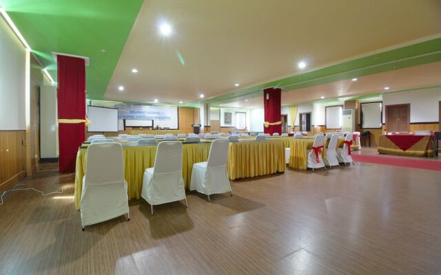 马卡萨艾里帕那库康大道1号酒店(Airy Panakkukang Boulevard 1 Makassar)