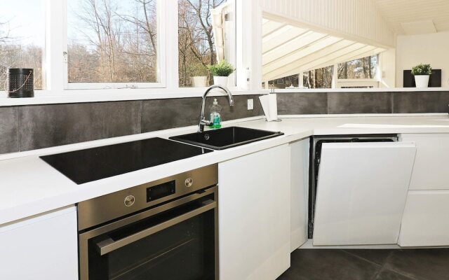 10 Person Holiday Home in Hadsund-by Traum