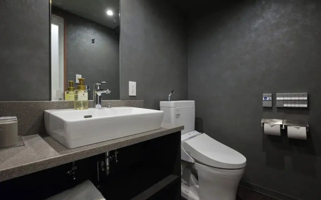 MONday Apart Premium Osaka Namba WEST