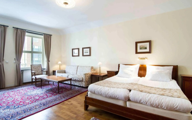 Mayfair Hotel Tunneln