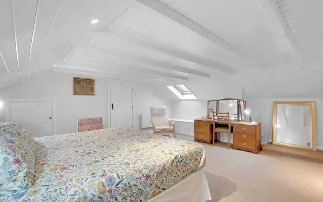 Hill House Hideaway - North East Escapes