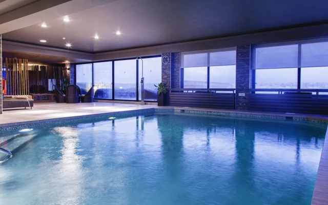 Sea View Victoria Mansions