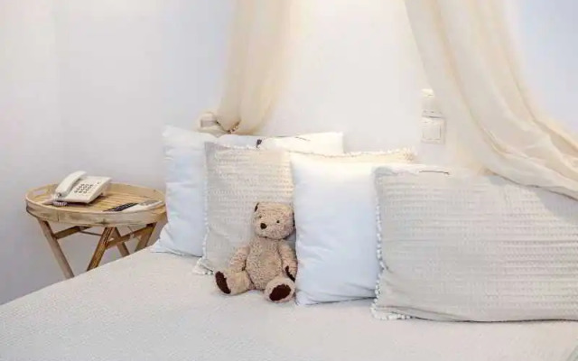 Margarita Studios & Apartments