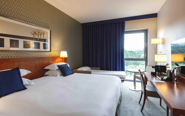 Crowne Plaza Lyon - Cité Internationale by IHG