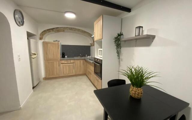 COSY & SPA Appartement Luxe JACUZZI SAUNA Suite Cristal
