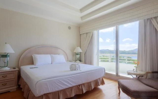 Palasia Hotel