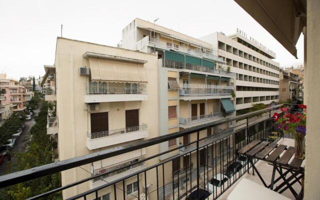 Acropolis Now! 2BR in central Athens