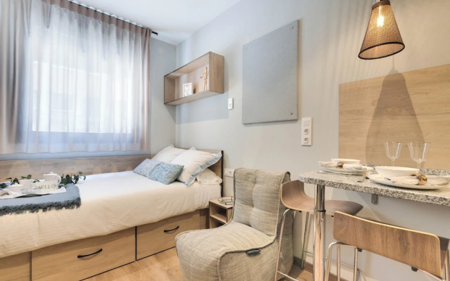 Livensa Living Pamplona Albergue Juvenil