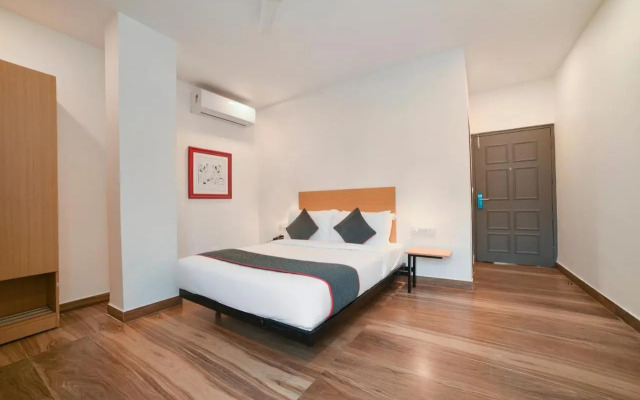 OYO Townhouse 384 N.K Hotels