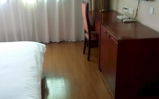 Home Inn – Guest Rooms – Hangzhou