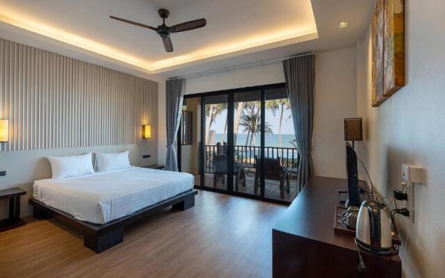 Bansaithong Beach Resort