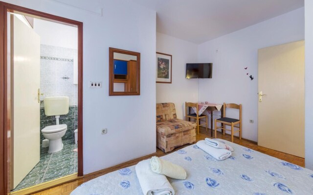 Amazing Apartment in Rovinj With 1 Bedrooms and Wifi