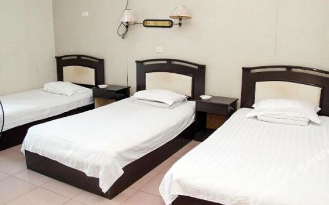 Sunshine Hotel