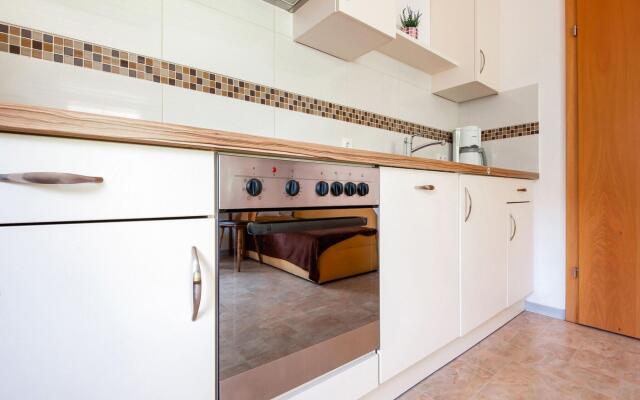 Attractive Apartment in Hainzenberg With ski Room