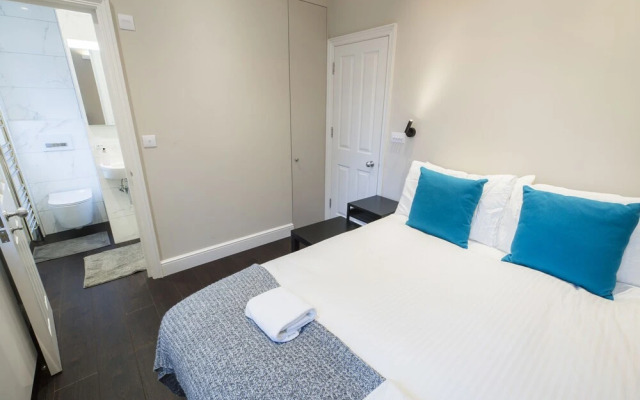 JOIVY Elegant 2 Bedroom Flat near Kensington Gardens