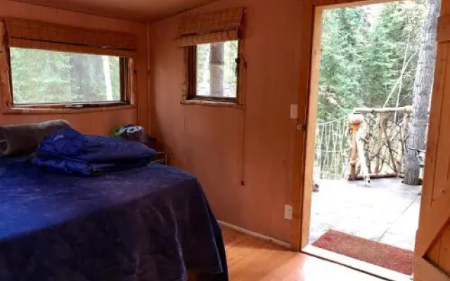 Sven's Basecamp Hostel