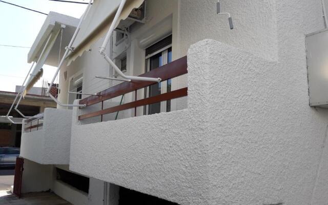 apt 30m from beach