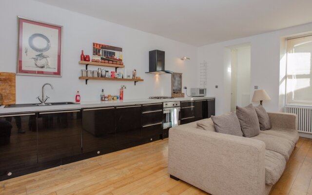 2 Bedroom Flat near Camden Town