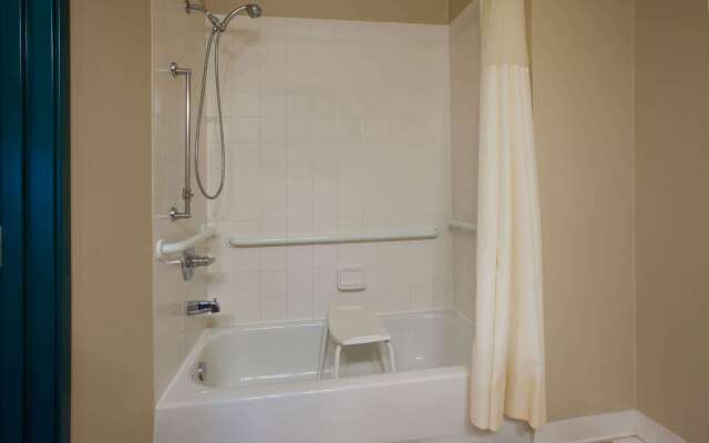 Baymont by Wyndham Franklin