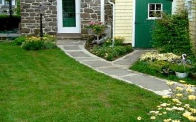 The Artist's Inn and Gallery