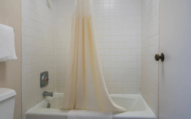 Quality Hotel Morehead City