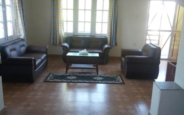 Lakeway Apartments And Rooms