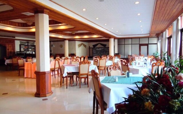 Manoluck Hotel
