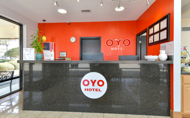 OYO Hotel Twin Lake - Lake Park / Valdosta area