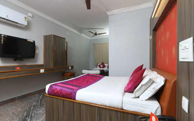 Holidays Dollars Grand by OYO Rooms