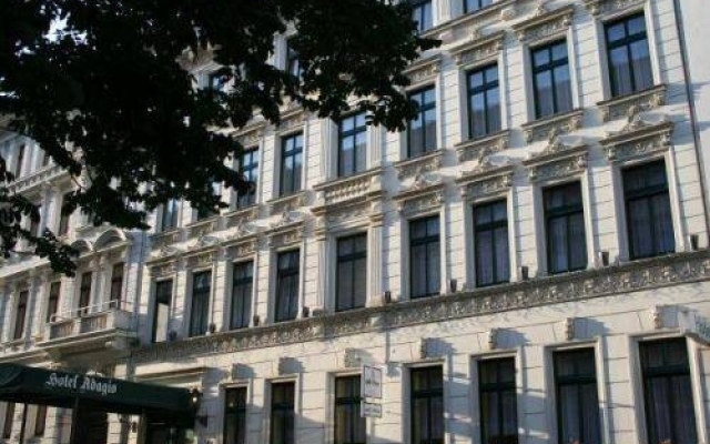 Hotel Adagio