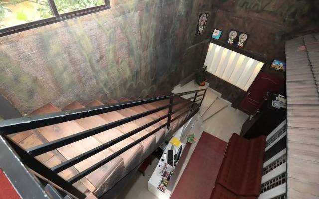 OYO 8843 Taaza Residency