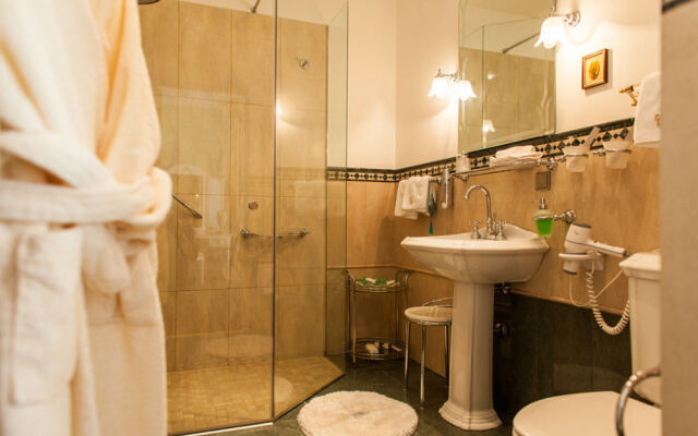 TB Palace Hotel & SPA