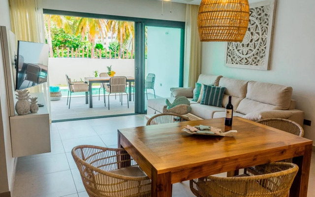 Beautiful apt Best Location Terrace With Pool Access