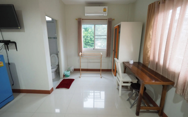 Sornwaree Apartment